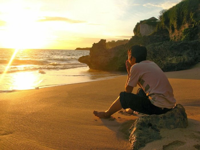 Pantai sunset sendiri