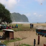 Pantai nampu jawa tengah wonogiri pantainesia gambar kota pemandangan koleksi ulasan