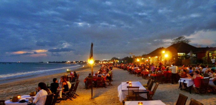 Jimbaran indonesia spiaggia seafood