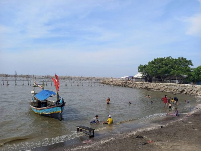 Tanjung kait indonesia tangerang beach