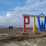 Pantai widara payung