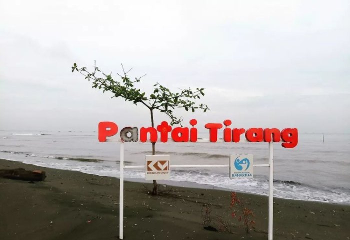 Pantai tirang