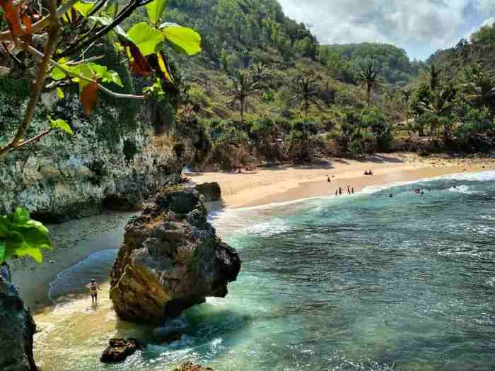 Pantai krokoh