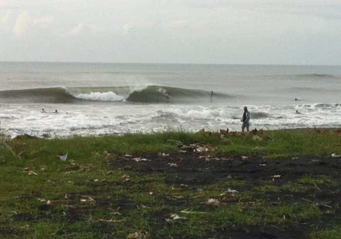 Pantai lembeng