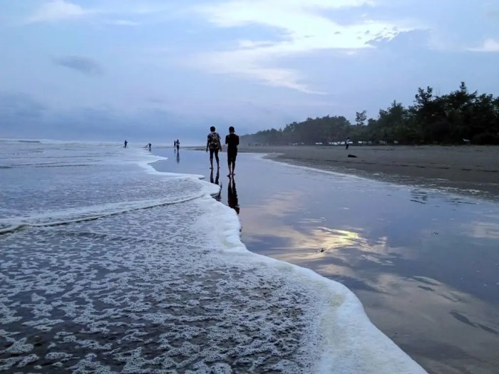 Pantai widara payung