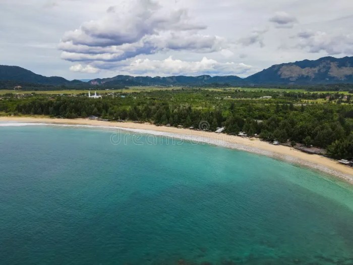 Aceh indonesia beach pantai islam environment banda tourism coast koran holy