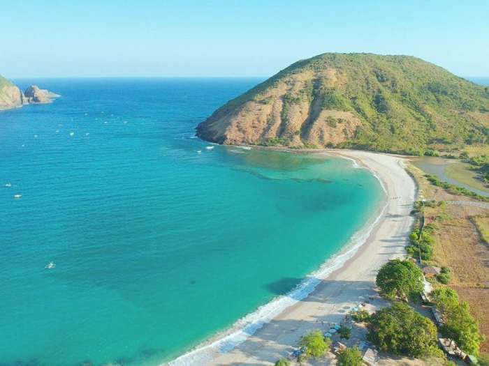 Lombok mawun pantai tripadvisor 12d 11n