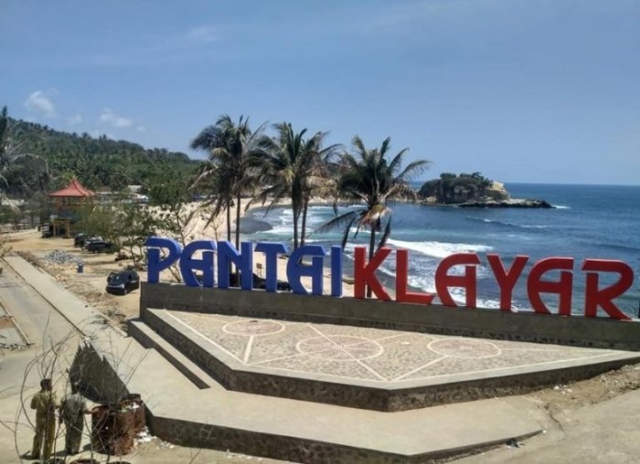 Pantai pacitan tibo banyu jawa timur