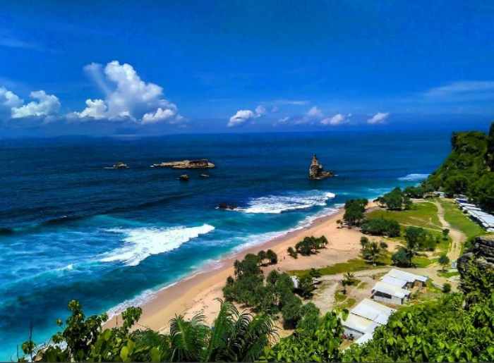 Pacitan pantai