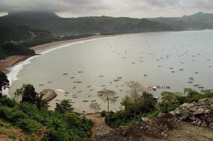 Pantai jls tulungagung