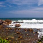 Pantai pacitanku pacitan nan sunyi