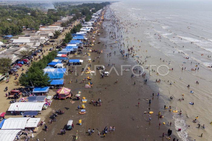 Pakis tanjung wisata laut